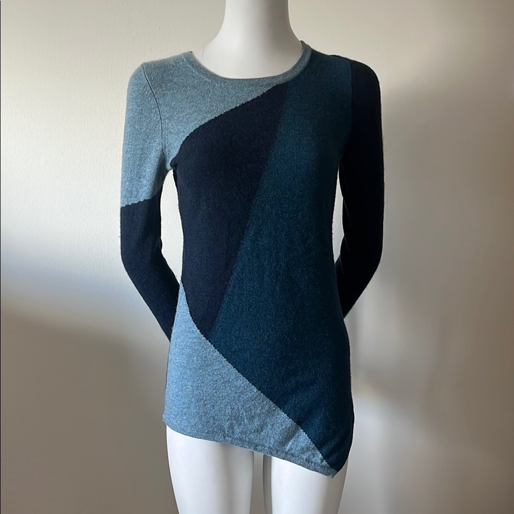 Kinross Cashmere Asymmetrical Colorblock Long Sleeve Sweater Size XS